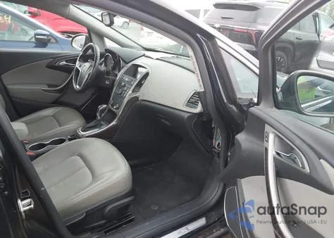 2013 Buick Verano из США, поврежденный, VIN 1G4PP5SK4D4201108